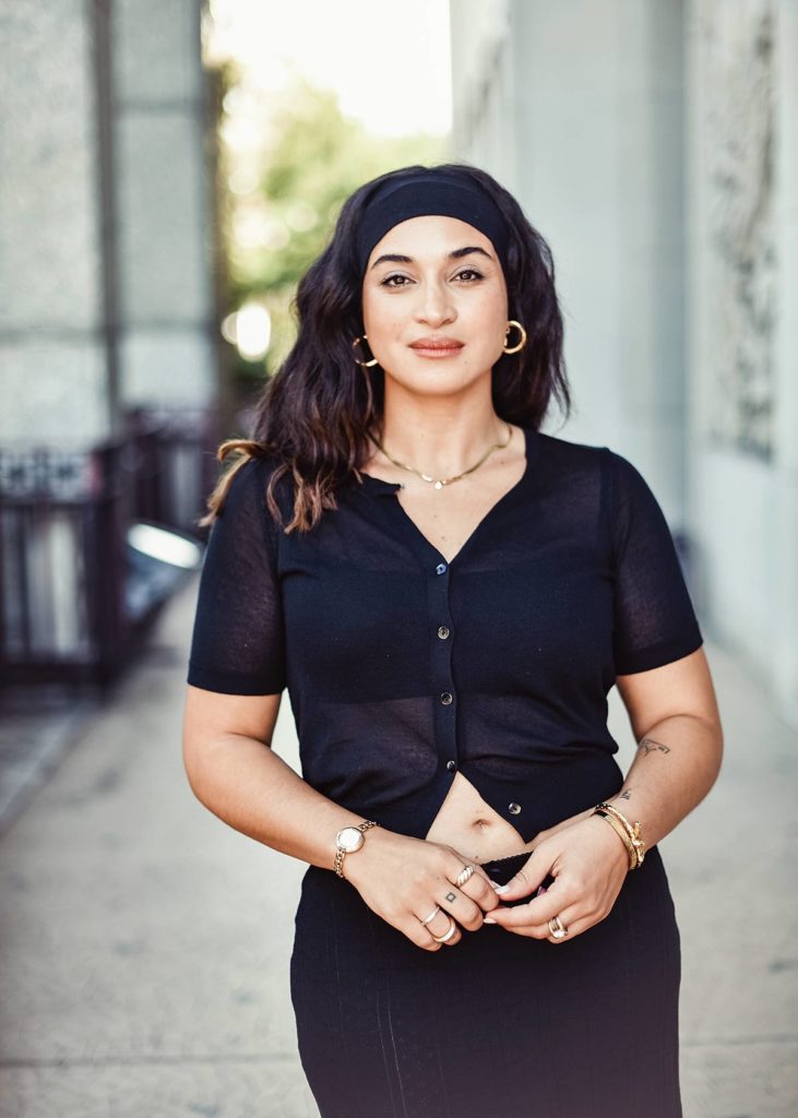 Camélia Jordana par Lynn S.K. pour La rencontre « Camélia Jordana & Alice Zeniter : retisser les héritages » - La Déferlante 12 Rêver