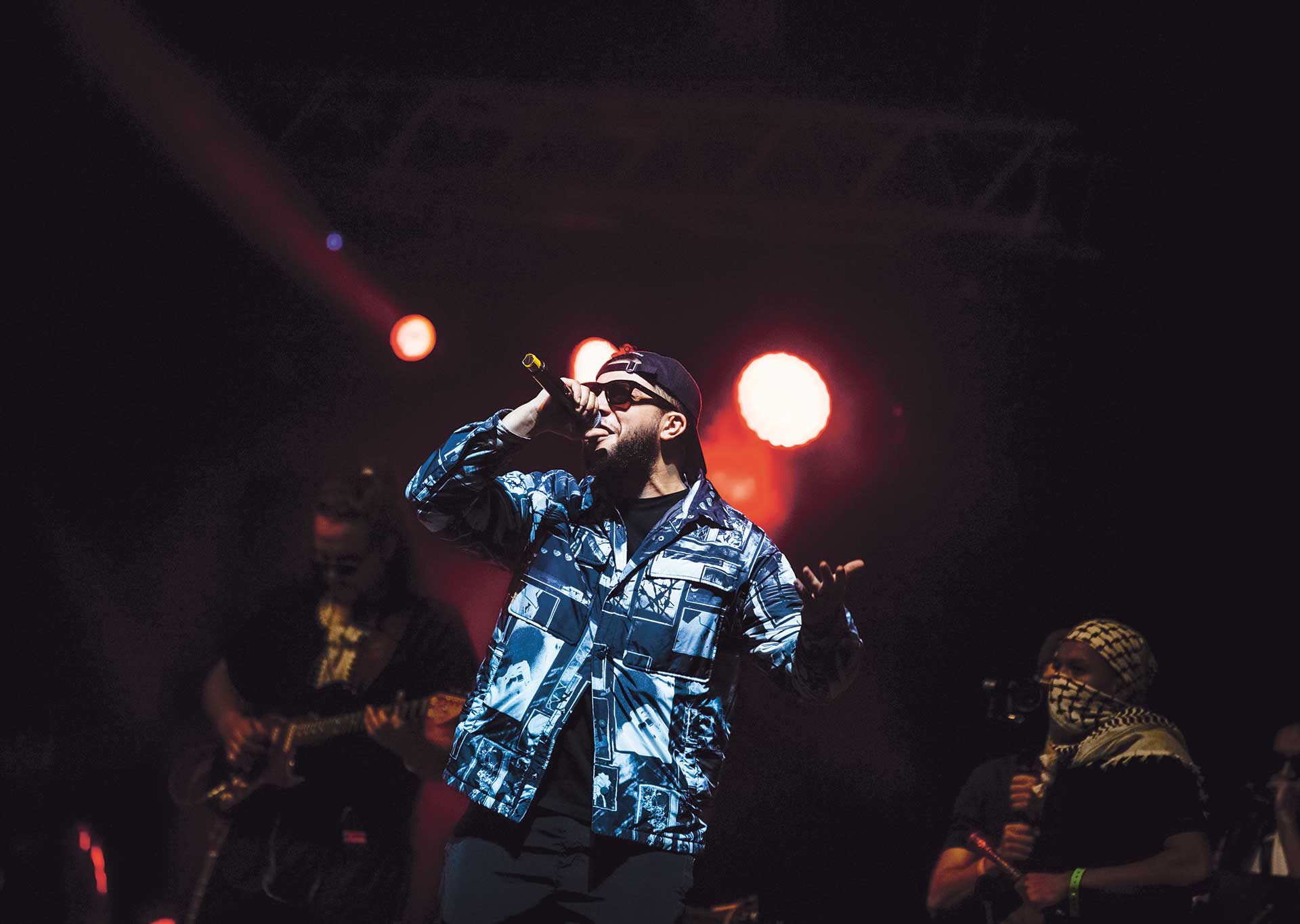 Le rappeur algérien Tif sur scène lors du festival L’Boulevard en novembre 2023, à Casablanca, au Maroc.Milla Morisson / Hans Lucas
